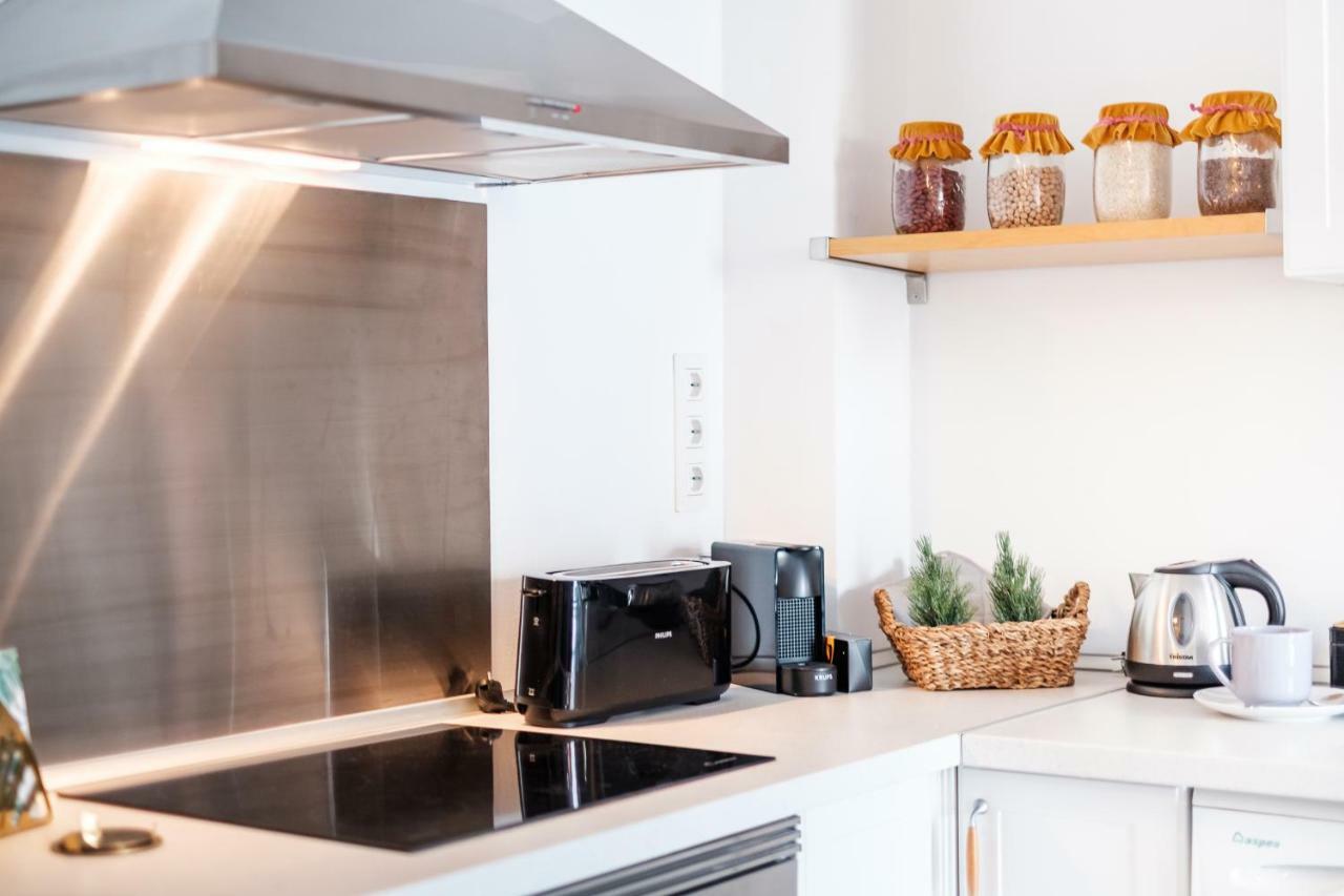 Stylish And Chic City Center Apartment With Wifi 라 라구나 객실 사진
